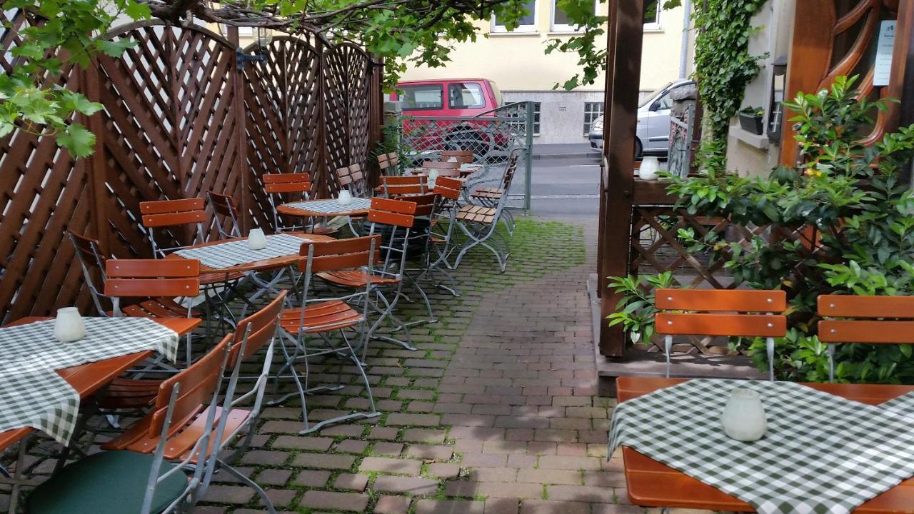 Familienfreundliche Apartments Am Park Wurzburg Exterior photo